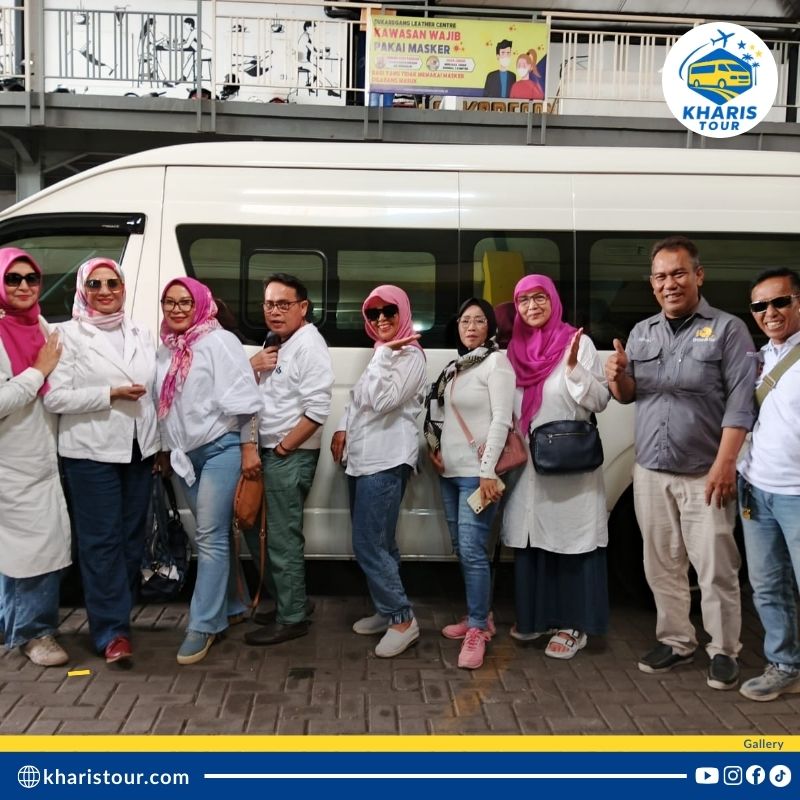 Pelanggan Kharis Tour 1